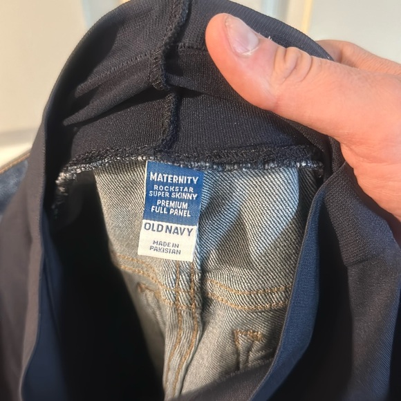 OLD NAVY MATERNITY ROCK STAR SUPER SKINNY JEANS: FULL PANEL:NEW WITH TAGS:6 LONG - Picture 3 of 7